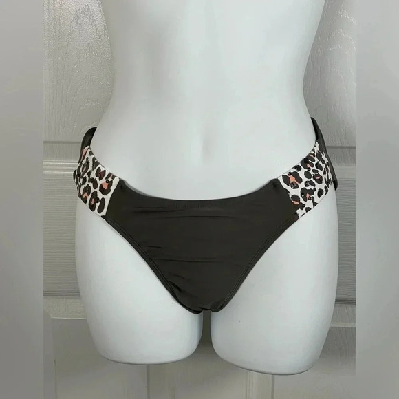 MISS ME Sequin On Fire 🔥 Bikini Bottoms‎ Medium - Picture 4 of 6
